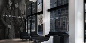 This image shows the waiting area of the reception of the luxury fashion offices in London.